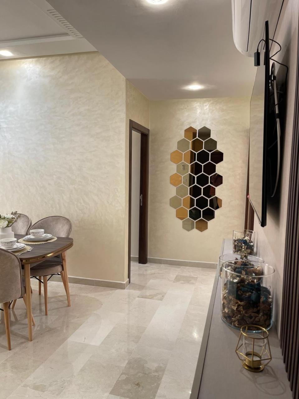 Appartamento Profitez De Tanger Avec Style Esterno foto