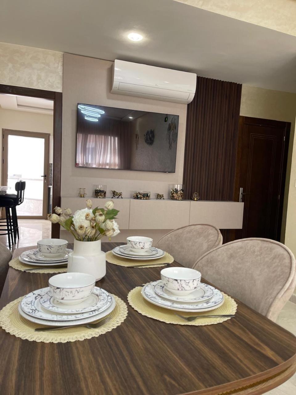 Appartamento Profitez De Tanger Avec Style Esterno foto